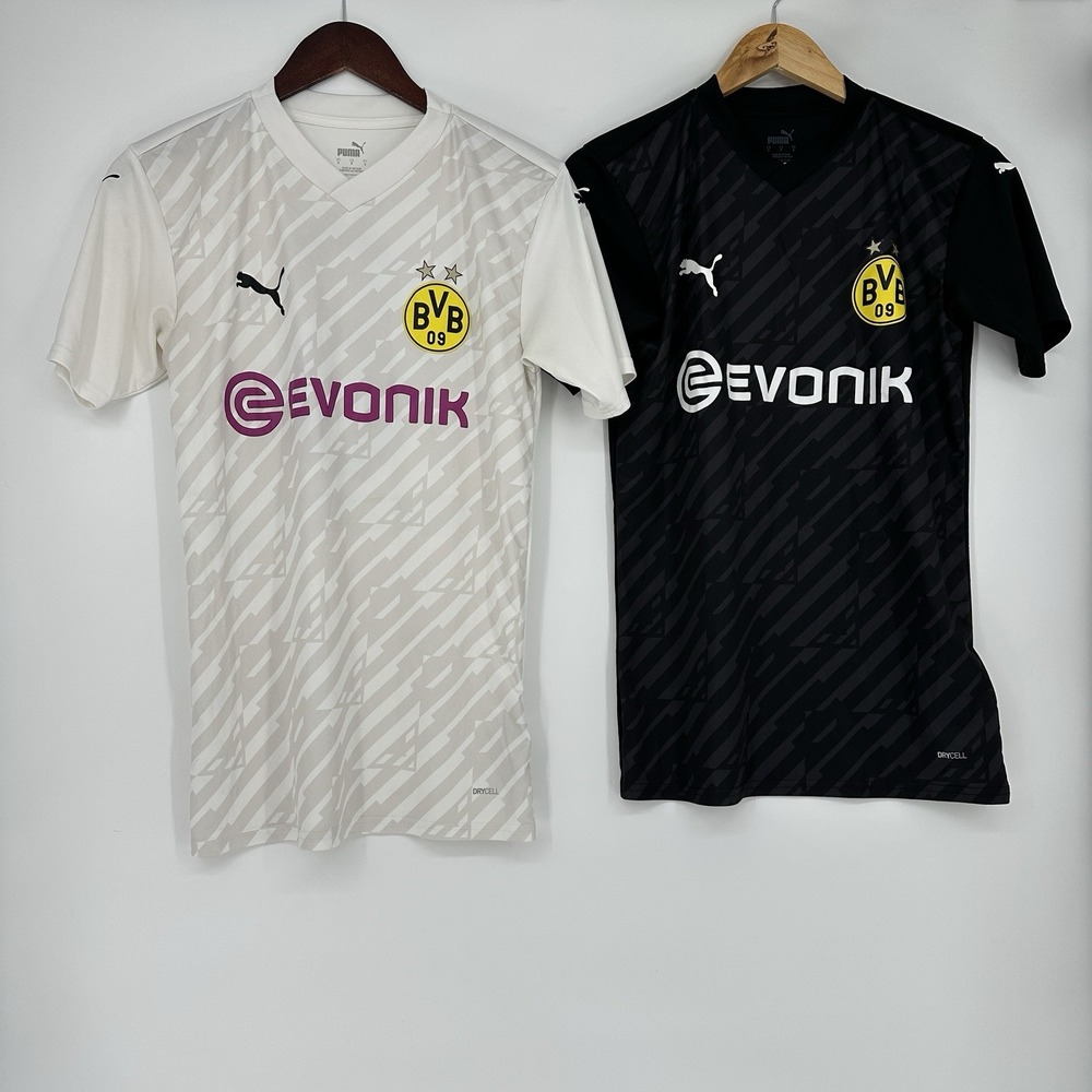 LOT 2 Puma Borussia Dortmund 2020/2021 Third Jersey black white #8 Small
